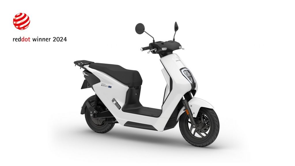 473890_HONDA_EM1_E_MOTOCOMPACTO_BF350_AND_MIIMO_NAMED_WINNERS_IN_THE_RED_DOT