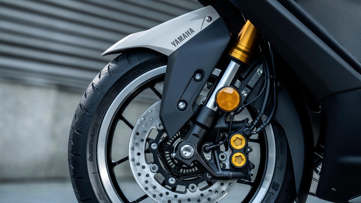 2025-Yamaha-XP500ADX-EU-Detail-00