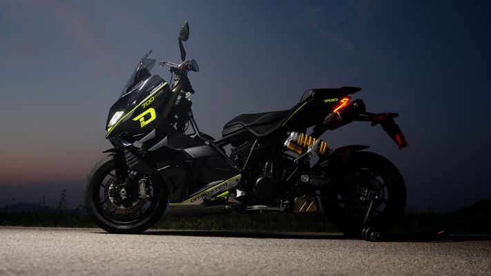 Dragster 700 Premium.00_04_50_01.Immagine002