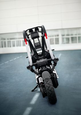 P90614793_highRes_bmw-motorrad-present