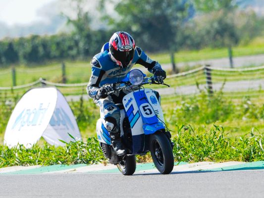 POMPOSA 500 KM – POLINI ENTHÜLLT DIE SPEZIALTEILE DER CHAMPION-VESPA