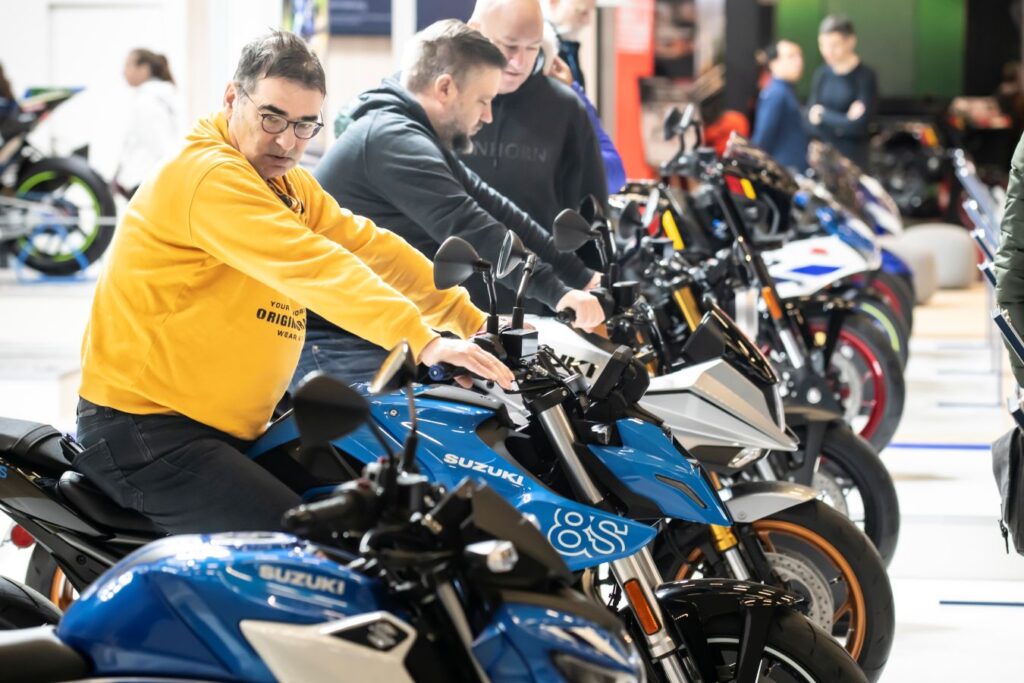 Intermot 2025 Suzuki Stand, Halle 8
